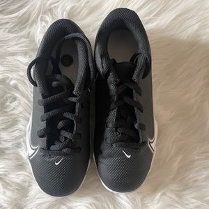 Boys Nike Vapor Cleats Sneakers Size 12C